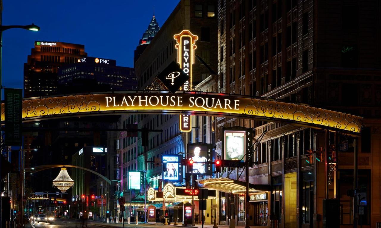 Отель Crowne Plaza Cleveland At Playhouse Square By Ihg Экстерьер фото