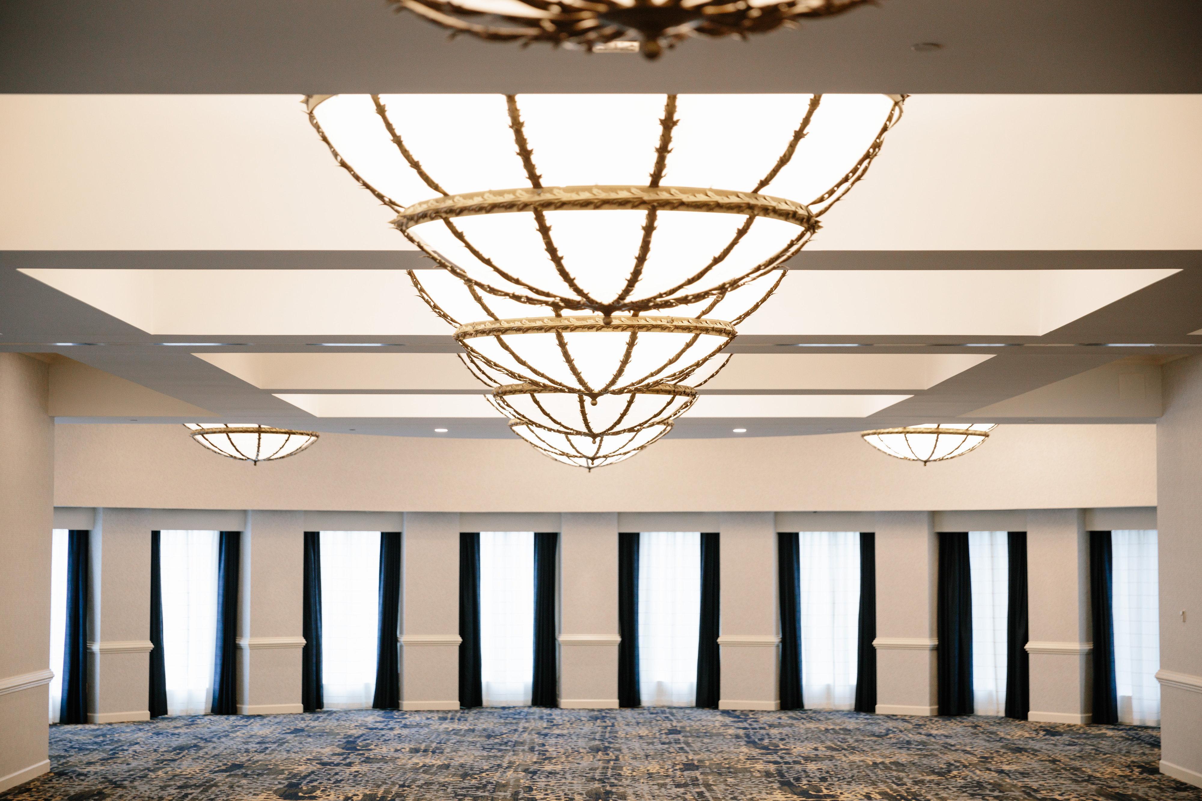 Отель Crowne Plaza Cleveland At Playhouse Square By Ihg Экстерьер фото